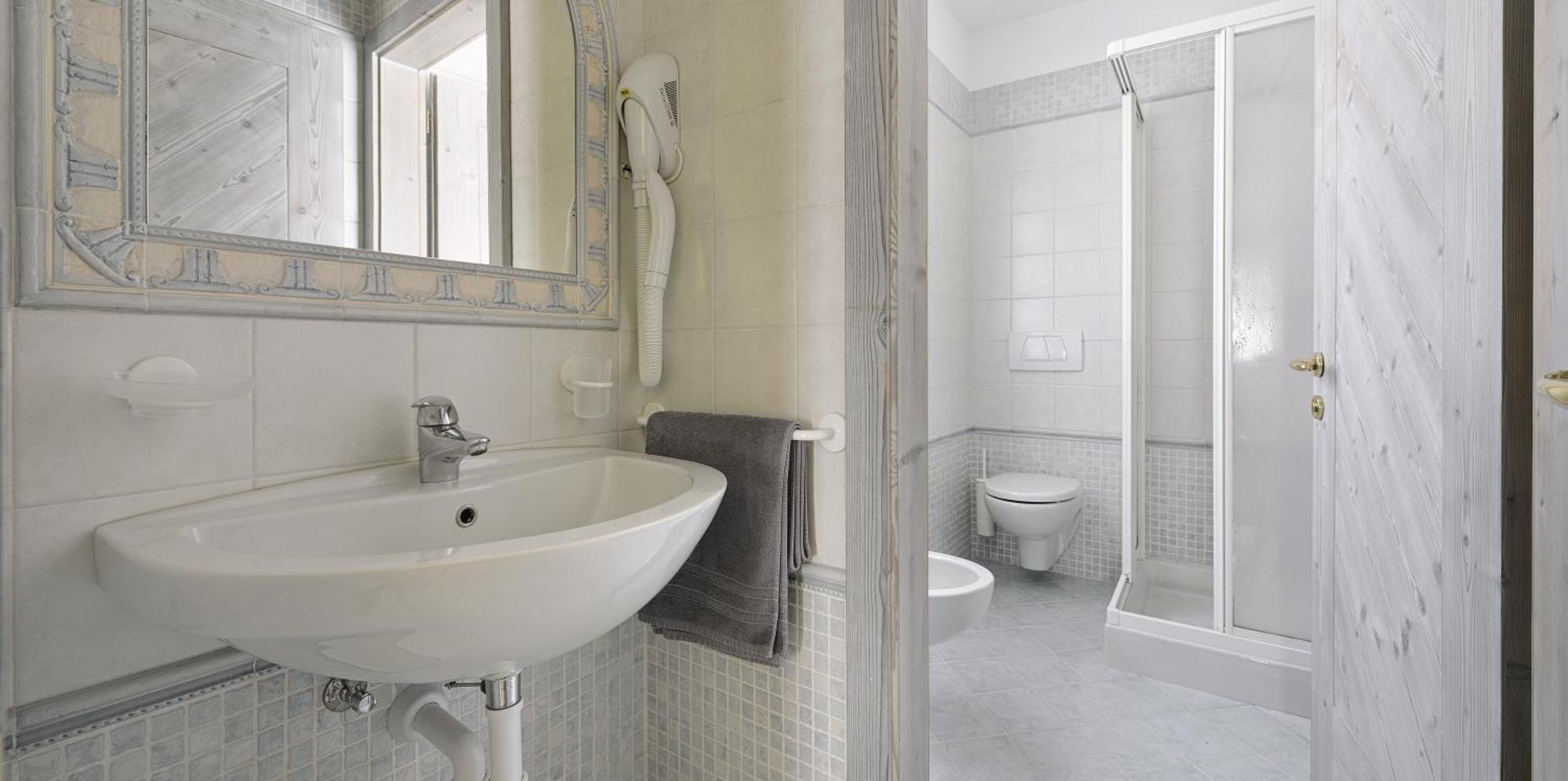 Residence Le Cascate Λιβίνιο Εξωτερικό φωτογραφία