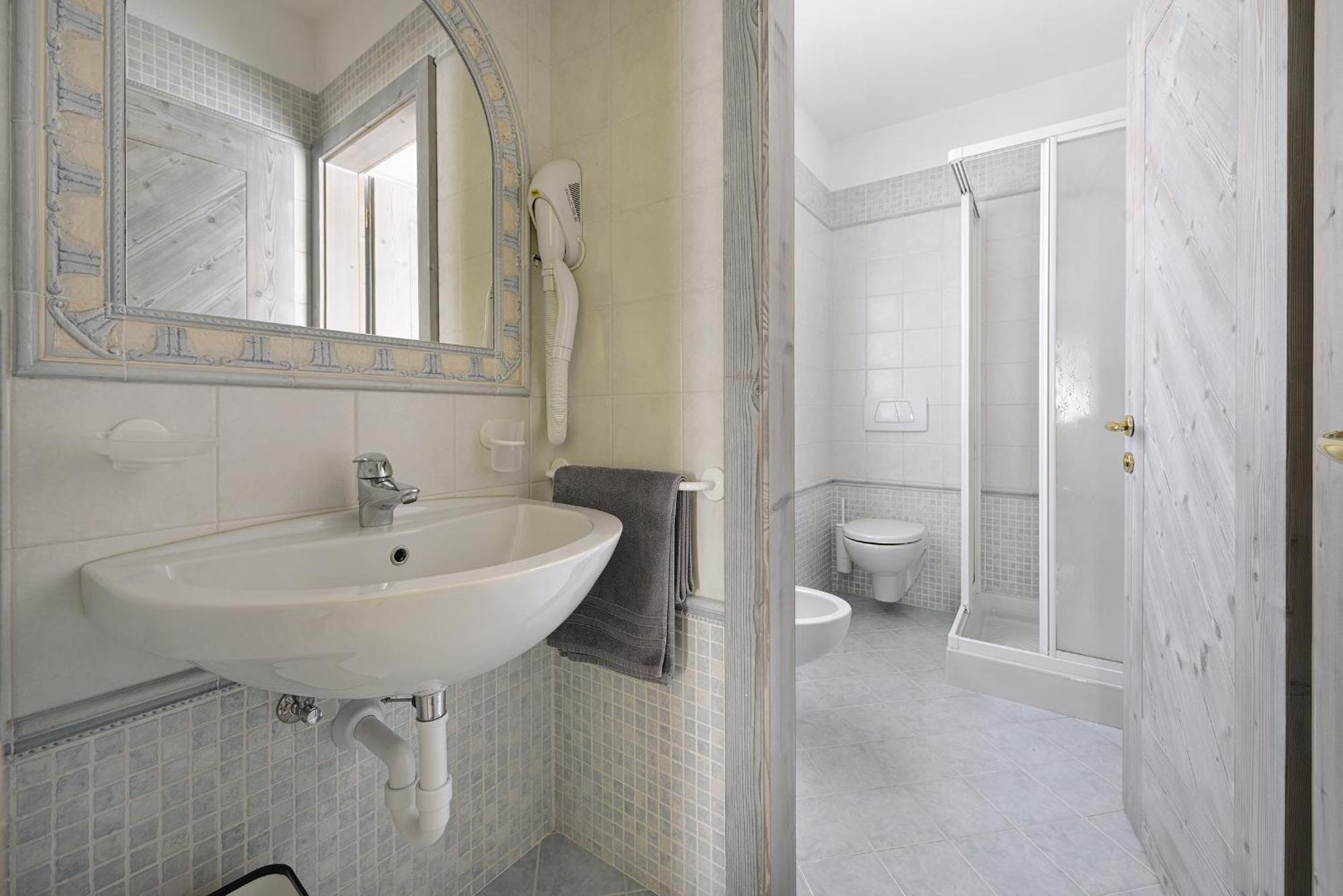 Residence Le Cascate Λιβίνιο Εξωτερικό φωτογραφία